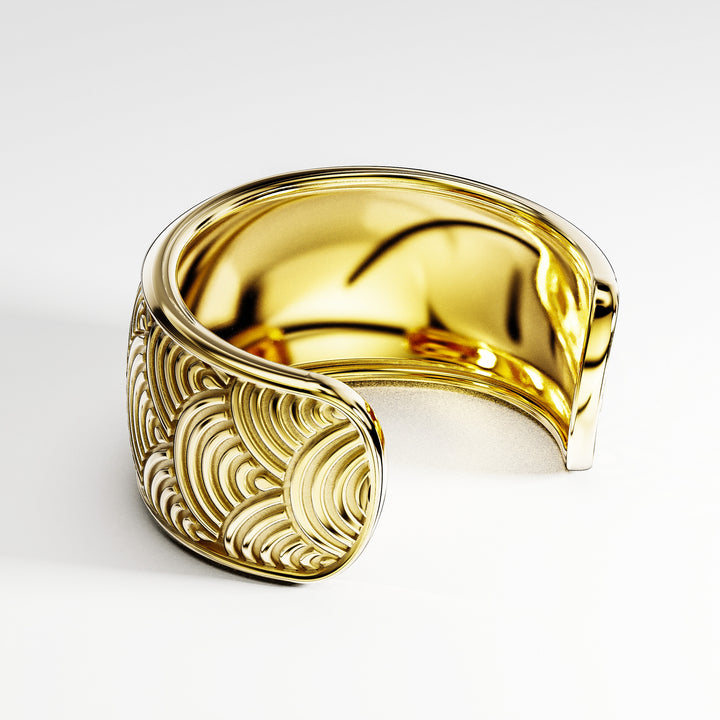 Kanagawa XL Cuff Bracelet in 18k Yellow Gold
