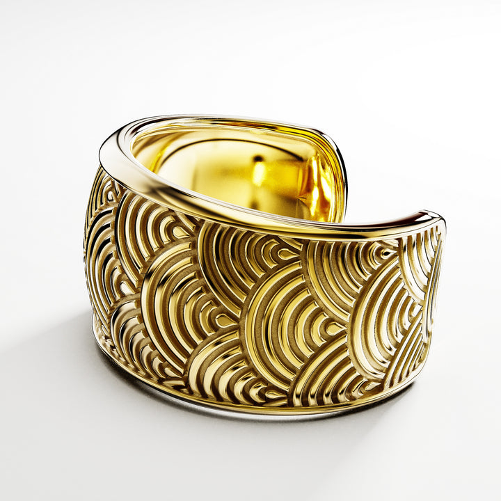 Kanagawa XL Cuff Bracelet in 18k Yellow Gold