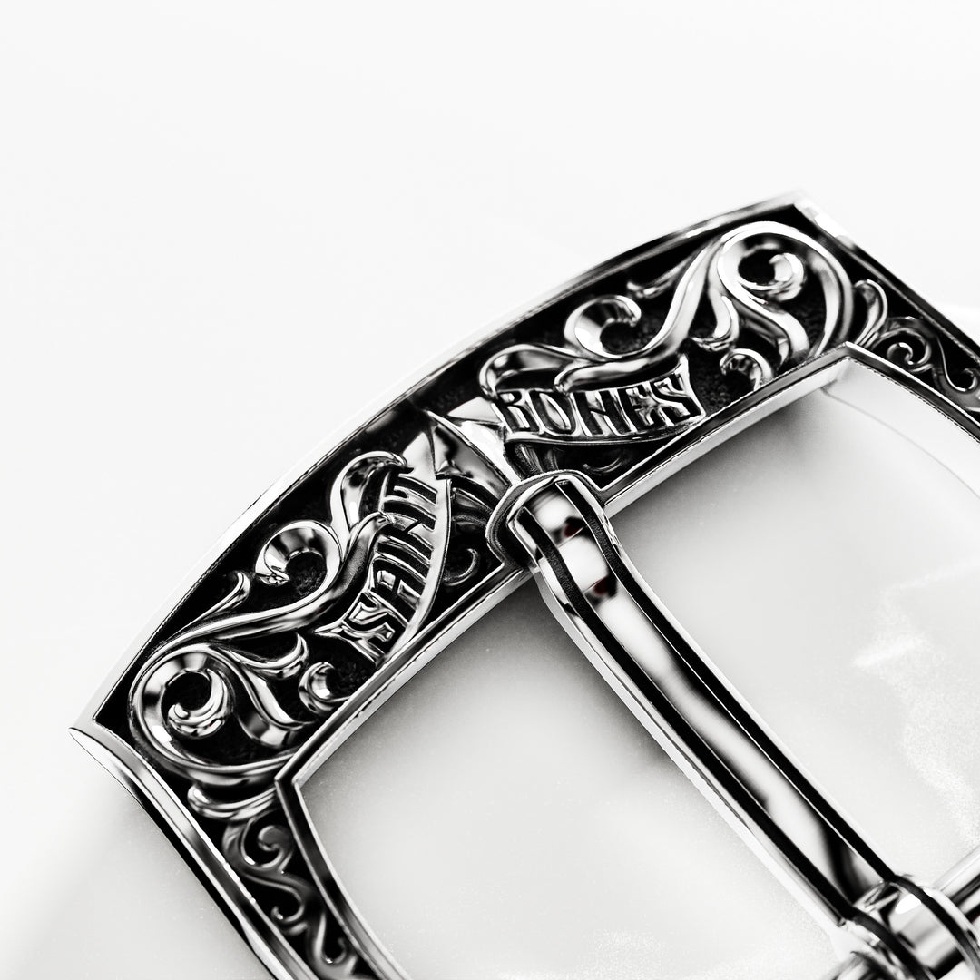 Signature Buckle in Sterling Silver