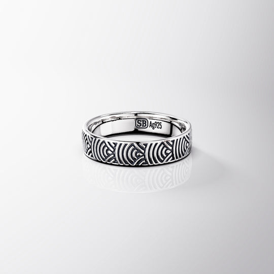 Kanagawa Lite Band Ring in Sterling Silver