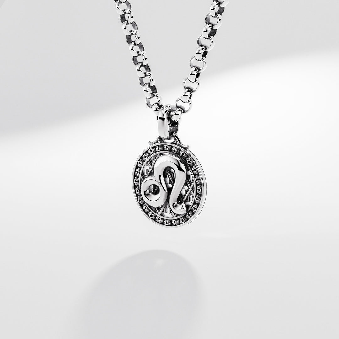 Leo Zodiac Amulet in Sterling Silver