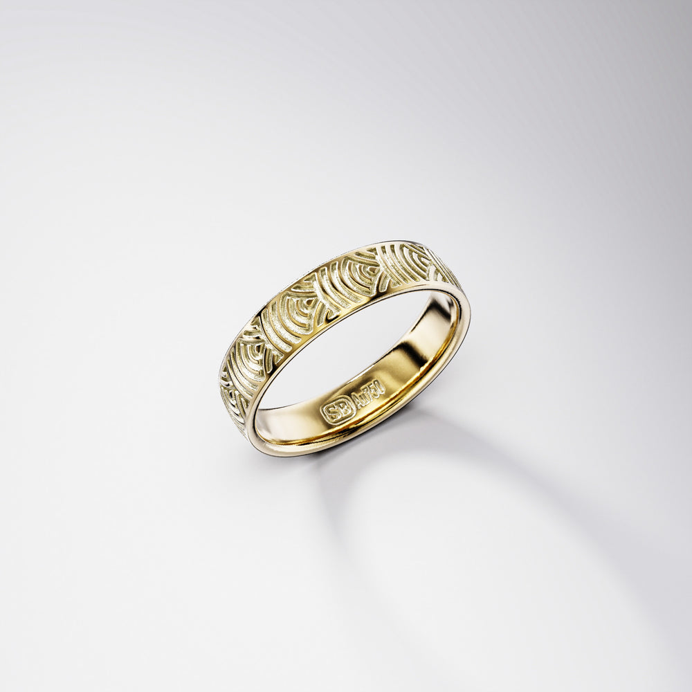 Kanagawa Lite Band Ring in 18k Gold